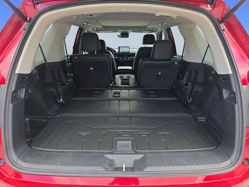 Used 2025 Honda Pilot Elite image 23
