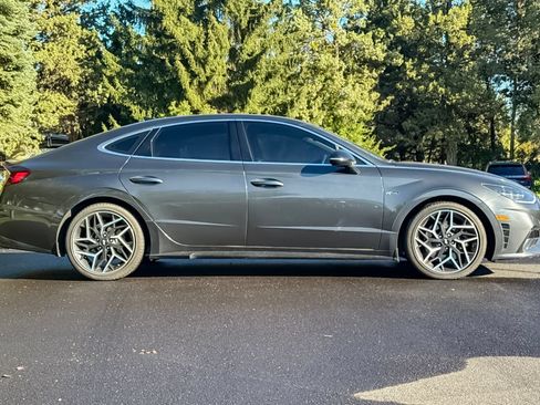 Used 2023 Hyundai Sonata N Line w/ Preferred Accessory Package FWD image 3