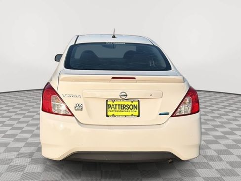 Used 2015 Nissan Versa S Plus FWD image 3