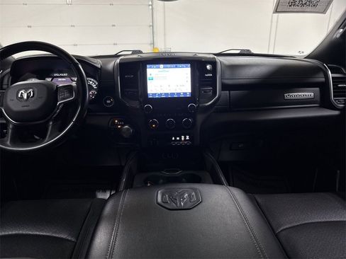 Used 2022 RAM 2500 Laramie w/ Night Edition image 10