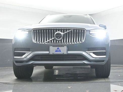 Used 2023 Volvo XC90 T8 Plus image 39