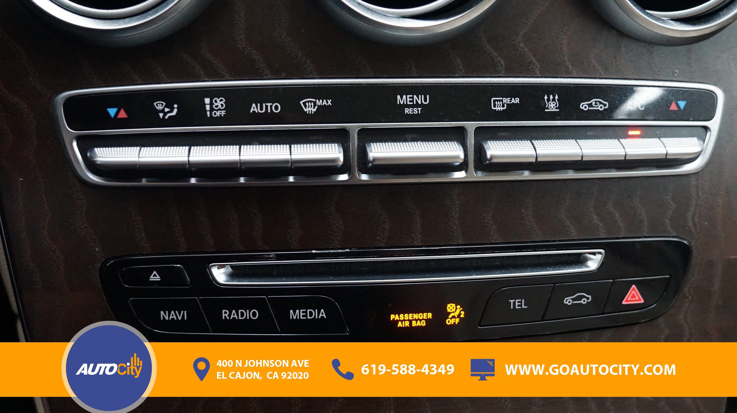 Used 2019 Mercedes-Benz GLC 350e 4MATIC image 23