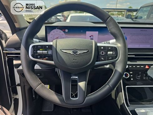 Used 2025 Genesis GV80 2.5T Standard AWD/4WD image 8