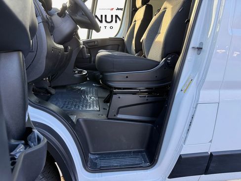 New 2026 RAM ProMaster 3500 w/ Premium Convenience Group image 31
