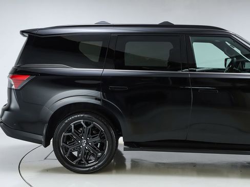 New 2026 INFINITI QX80 4WD w/ Sport Exterior Package image 11