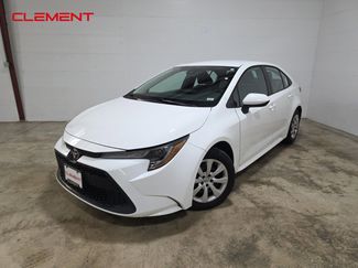 Used 2022 Toyota Corolla LE image 1