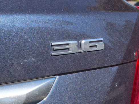 Used 2019 Cadillac XT5 FWD image 30