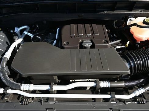 Used 2023 GMC Sierra 1500 Elevation image 17