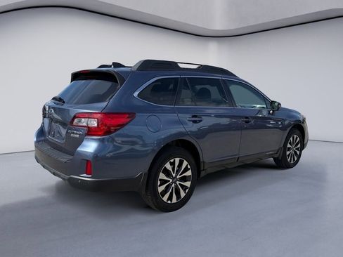 Used 2017 Subaru Outback 2.5i Limited AWD/4WD image 5