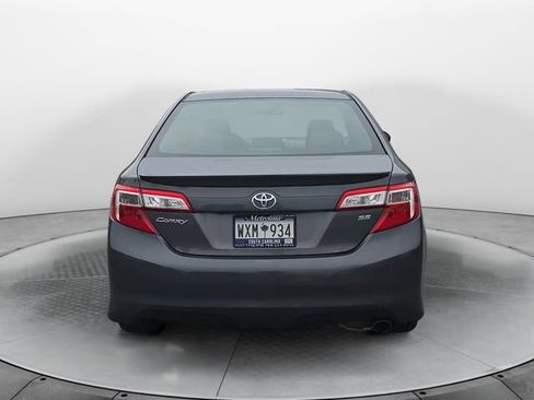 Used 2014 Toyota Camry SE FWD image 4