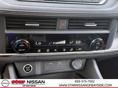 Certified 2023 Nissan Rogue SV image 26