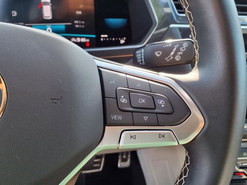 Certified 2023 Volkswagen Tiguan SE R-Line image 16