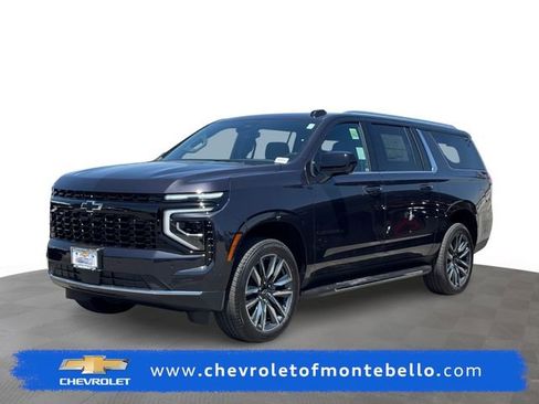 New 2026 Chevrolet Suburban LS w/ LS Custom Edition RWD image 1