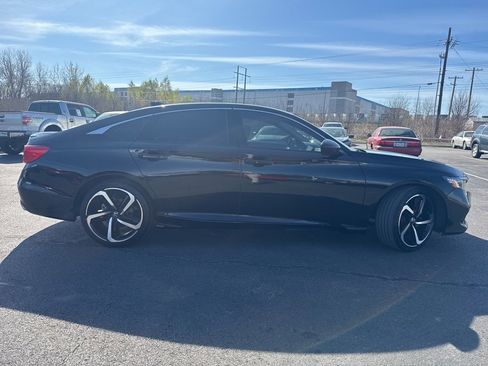 Used 2022 Honda Accord Sport Special Edition image 2