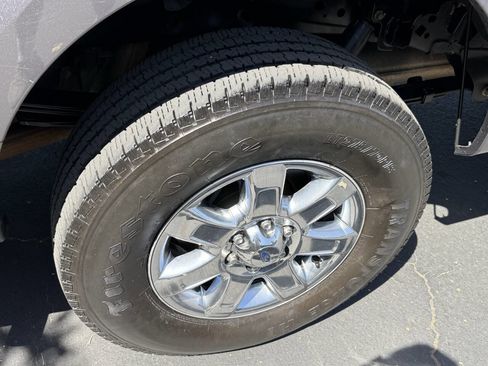 Used 2014 Ford F150 XLT w/ Equipment Group 302A Luxury image 8