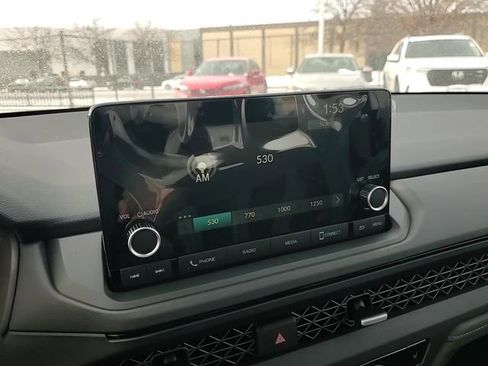 New 2025 Honda Accord SE image 19