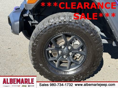 Used 2024 Jeep Wrangler Willys image 11