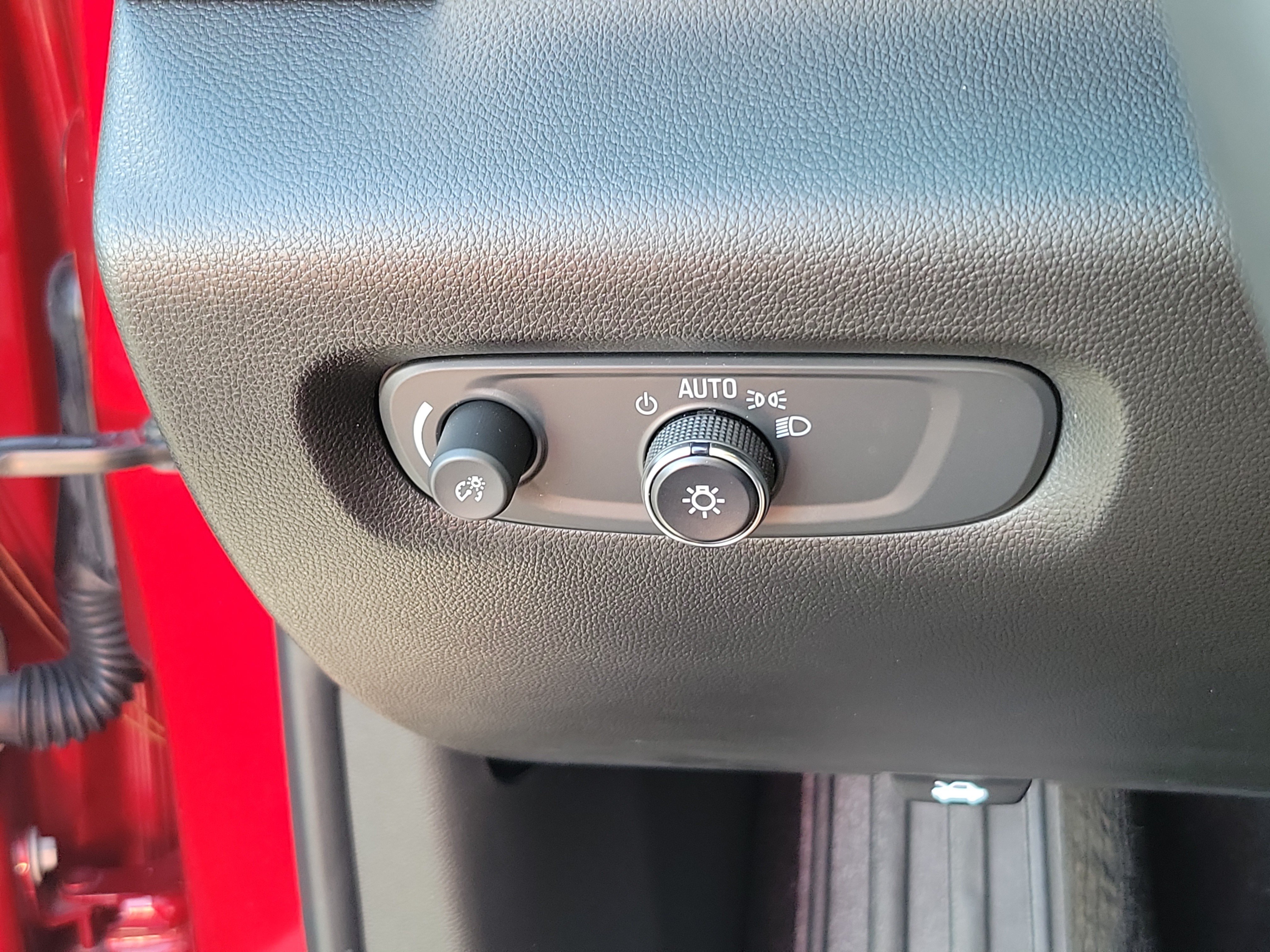 Used 2023 Chevrolet Traverse RS FWD image 20