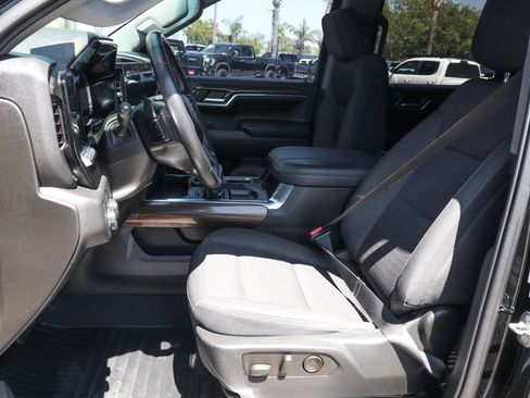 Used 2023 Chevrolet Silverado 1500 RST w/ Convenience Package II AWD/4WD image 23