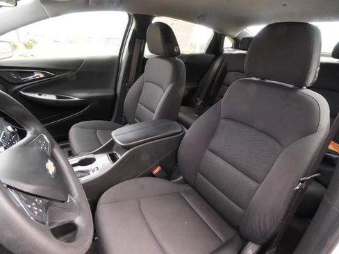 Used 2023 Chevrolet Malibu LT image 23