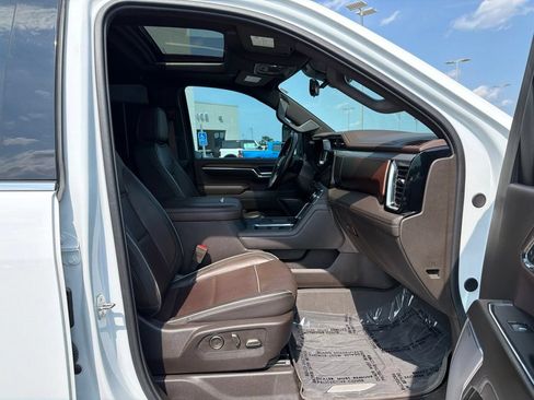 Used 2024 GMC Sierra 2500 Denali w/ Denali Reserve Package AWD/4WD image 22
