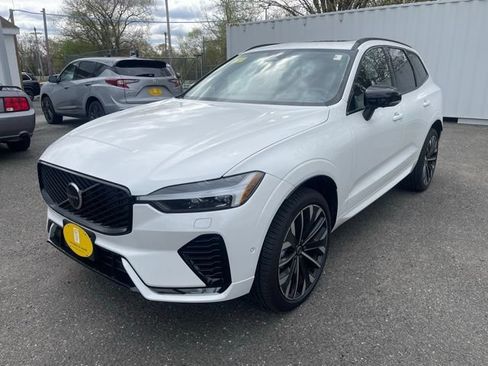 New 2026 Volvo XC60 B5 Ultra w/ Protection Package Premier AWD/4WD image 3