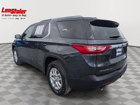 Used 2018 Chevrolet Traverse LT AWD/4WD image 3