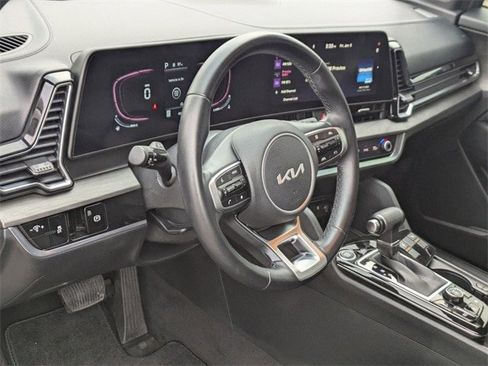 Used 2023 Kia Sportage X-Line image 7