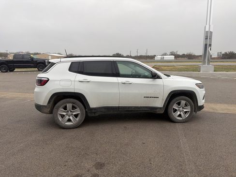 Used 2022 Jeep Compass Latitude w/ Convenience Group image 5