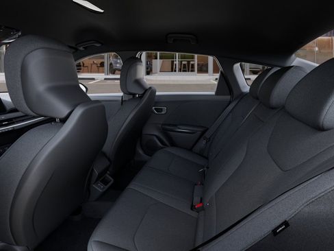 New 2026 Kia K4 FWD image 18