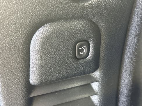 Used 2022 Dodge Durango GT image 14