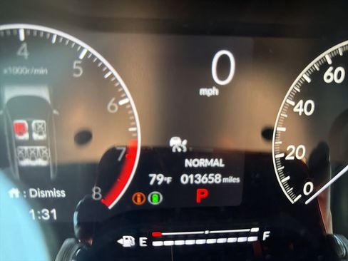 Used 2023 Honda Civic Sport image 36