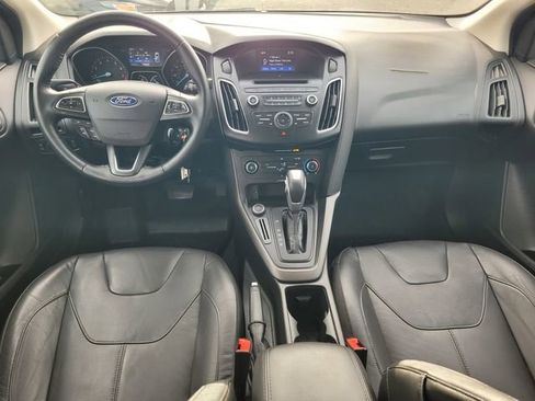 Used 2015 Ford Focus SE w/ Equipment Group 201A image 14