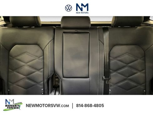 New 2026 Volkswagen Atlas Cross Sport SE image 13