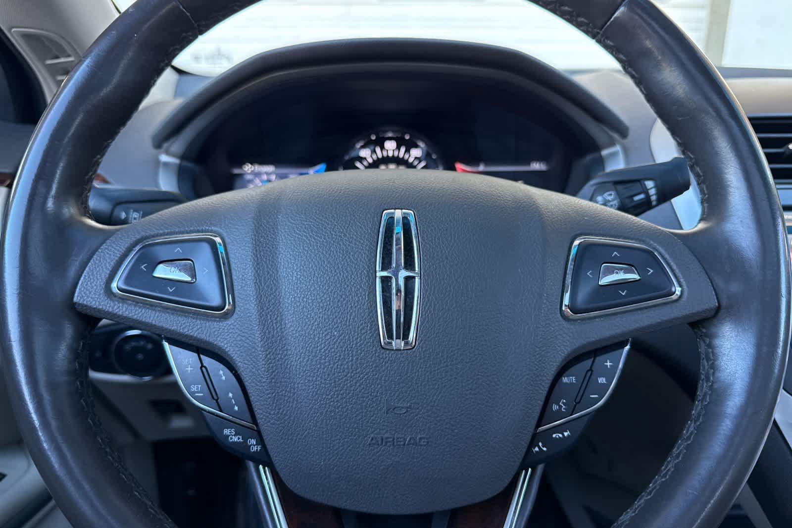 Used 2016 Lincoln MKZ Hybrid w/ Equipment Group 600A Reserve FWD image 23