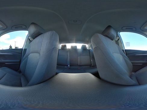 Used 2025 Toyota Camry LE image 41