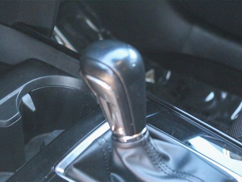 Used 2021 MAZDA CX-30 AWD 2.5 S w/ Premium Package image 19