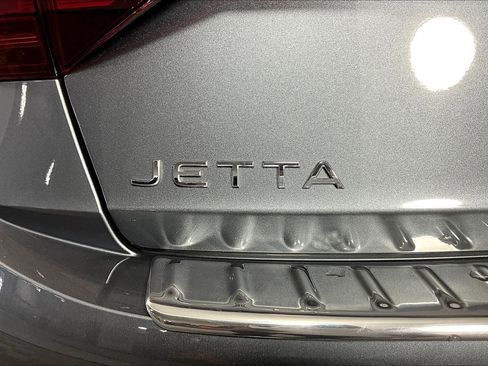 Used 2012 Volkswagen Jetta S image 25