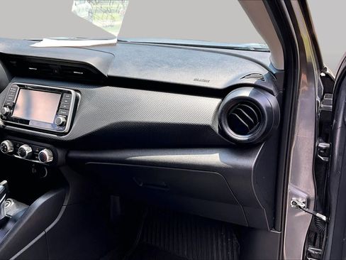 Used 2023 Nissan Kicks S FWD image 18