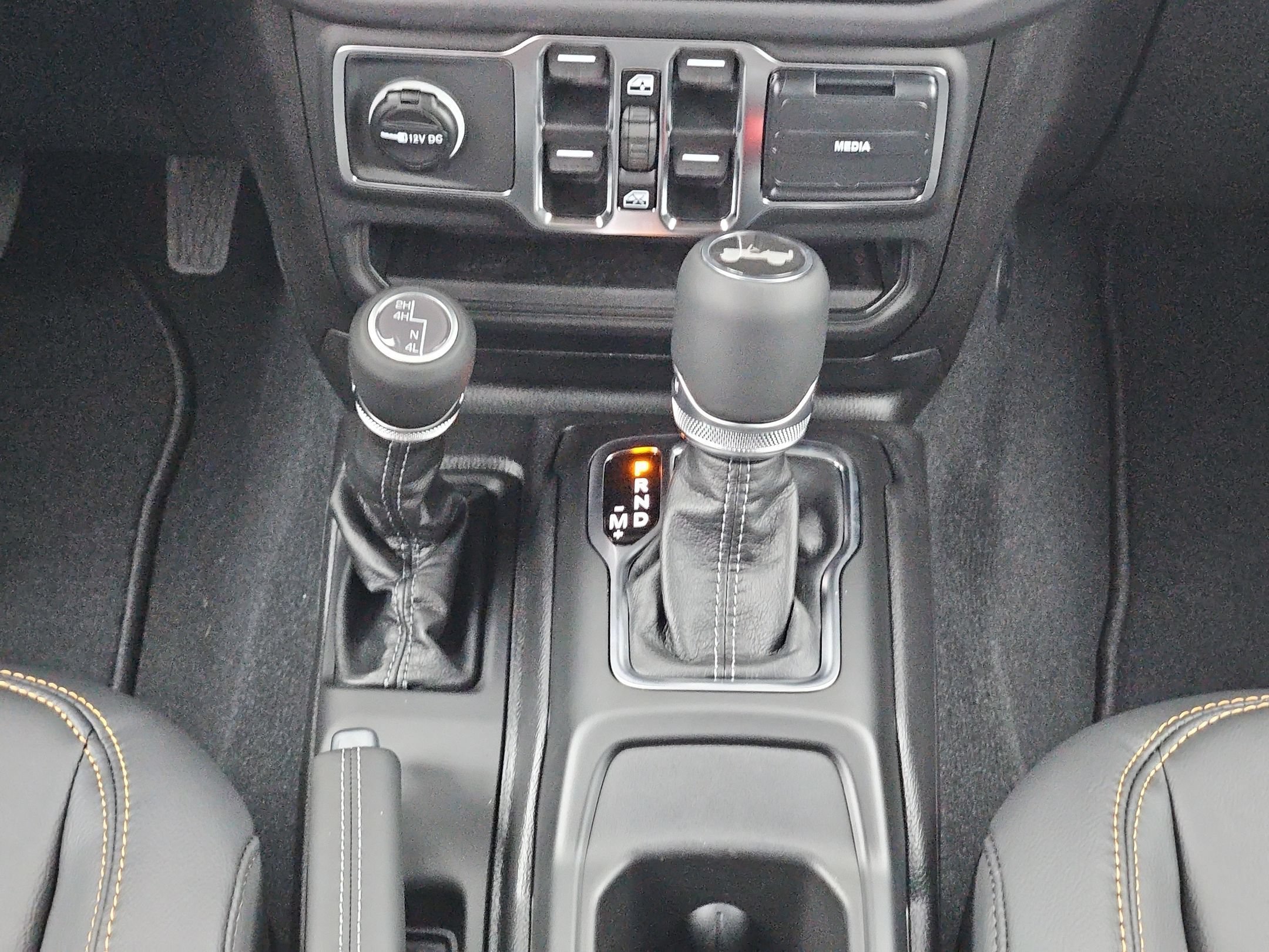 New 2027 Jeep Wrangler Unlimited Sahara AWD/4WD image 18