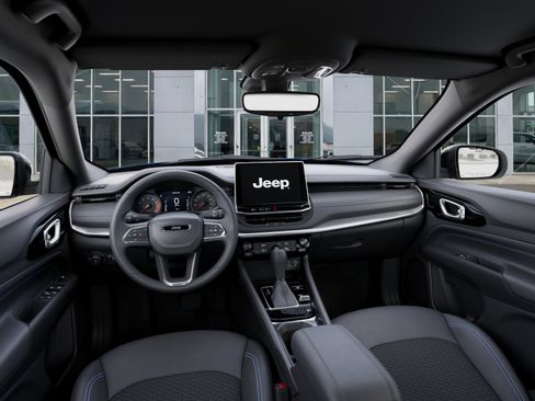 New 2026 Jeep Compass Latitude AWD/4WD image 14