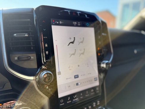 Used 2023 RAM 1500 Big Horn image 15