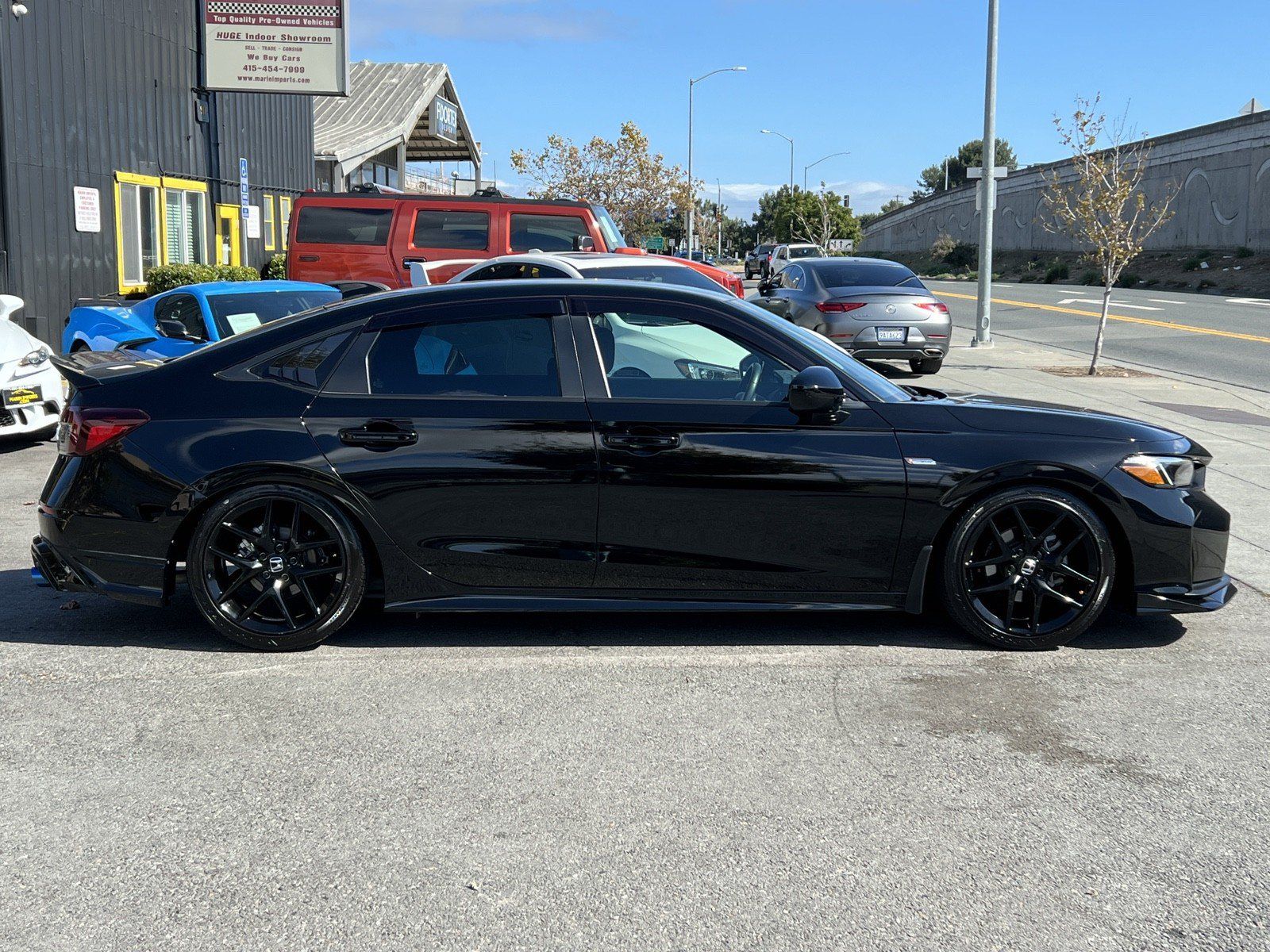 Used 2025 Honda Civic Sport image 4