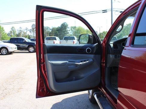Used 2007 Toyota Tacoma PreRunner image 12
