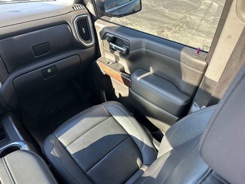 Used 2021 GMC Sierra 1500 SLT w/ SLT Convenience Package image 17