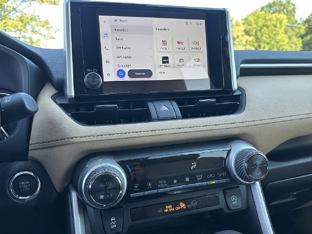 Certified 2024 Toyota RAV4 XLE FWD image 31