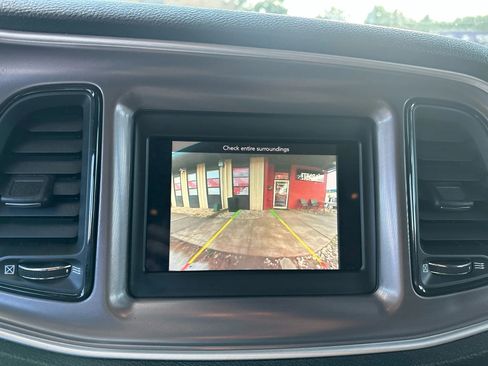 Used 2019 Dodge Challenger SXT image 13