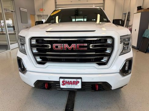 Used 2019 GMC Sierra 1500 AT4 w/ AT4 Premium Package AWD/4WD image 4