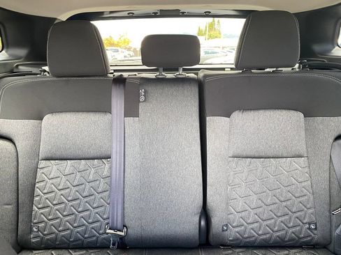 Used 2026 Nissan Kicks SV FWD image 18