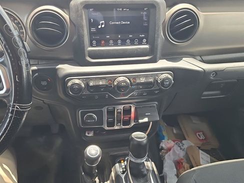 Used 2020 Jeep Gladiator Sport w/ Quick Order Package 24S AWD/4WD image 6